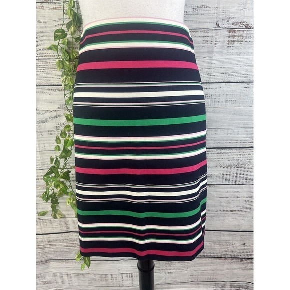 Talbots Skirt size 10 Petite Navy Blue Pink Striped Knee A Line Stretch Modest - Picture 2 of 11